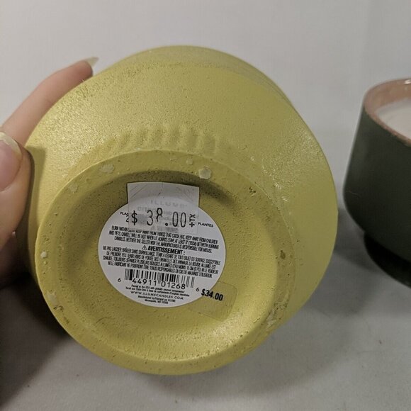 Illume 2 Set Candles Citron & Vetiver 11.9 oz 338 g NEW $78 MSRP Green Yellow - Picture 7 of 11